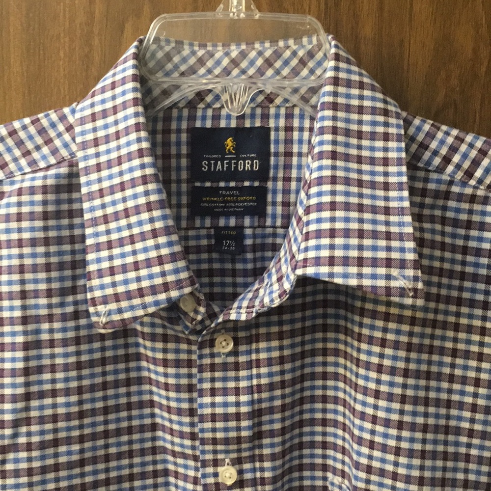 Men’s dress shirt fitted 17 1/2, 34-35 Travel